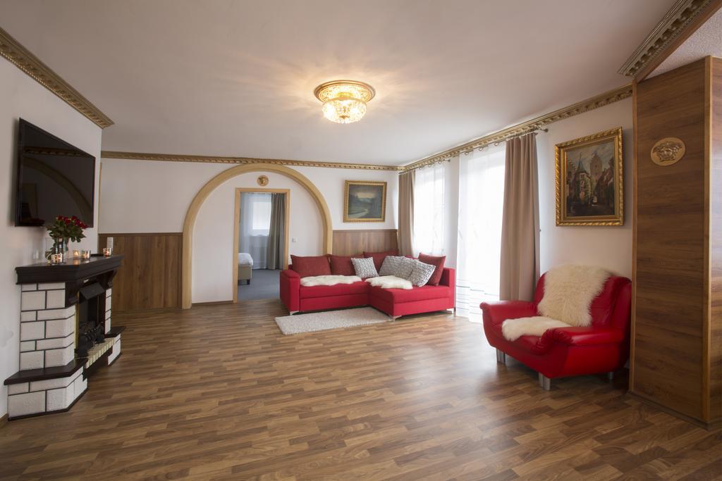 Golden Gapa Central Family Apartment 8 Γκάρμις-Παρτενκίρχεν Εξωτερικό φωτογραφία